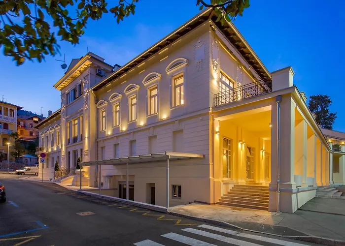 Studio Apartments In Center Of Opatija