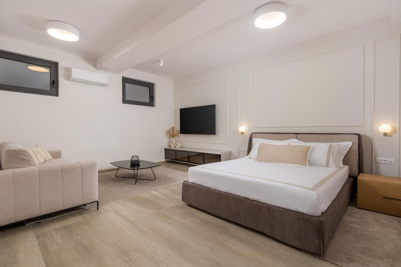 Apartment In Center Of *