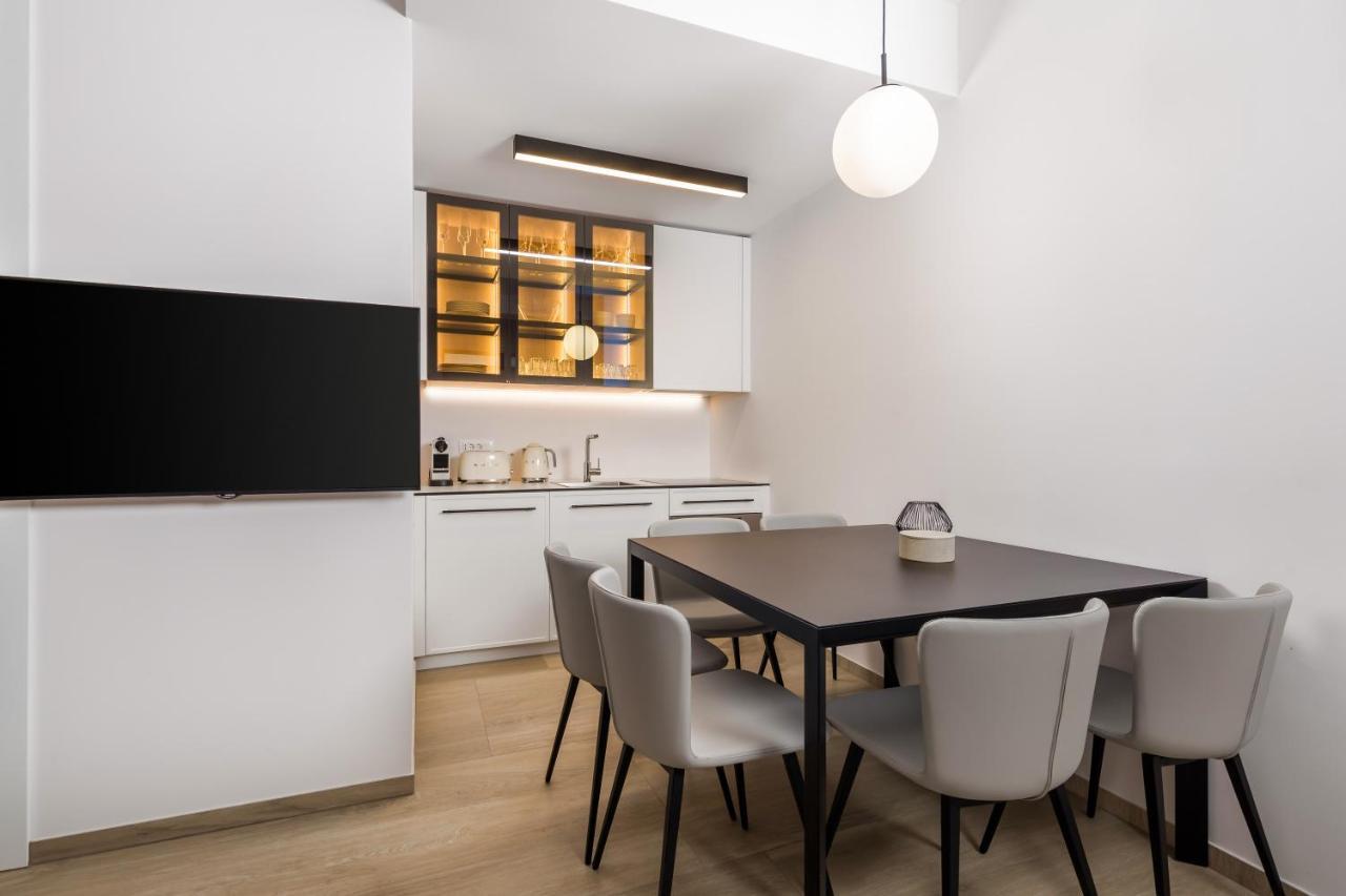 Apartment In Center Of *